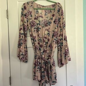Floral long sleeve/shorts romper
